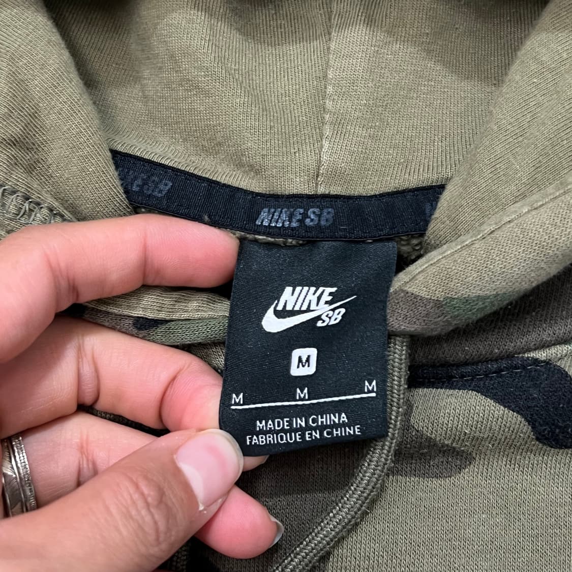 [95-100] 나이키sb 후드티 상품이미지3