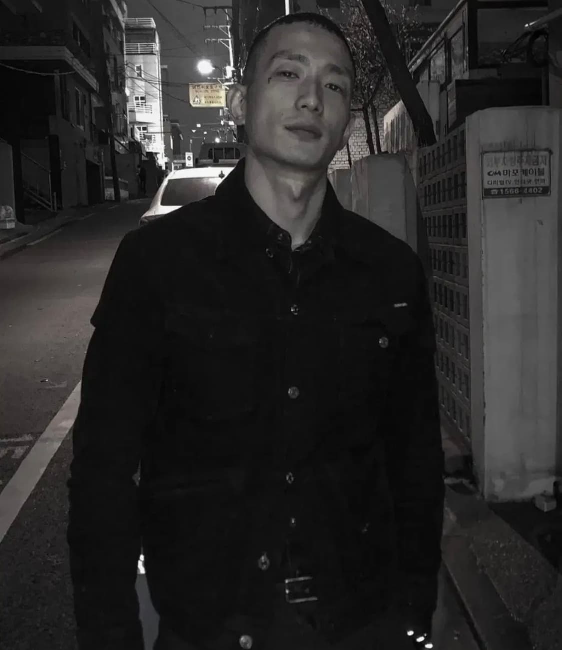 톰포드 데님 트러커 자켓 레더 택 상품이미지10