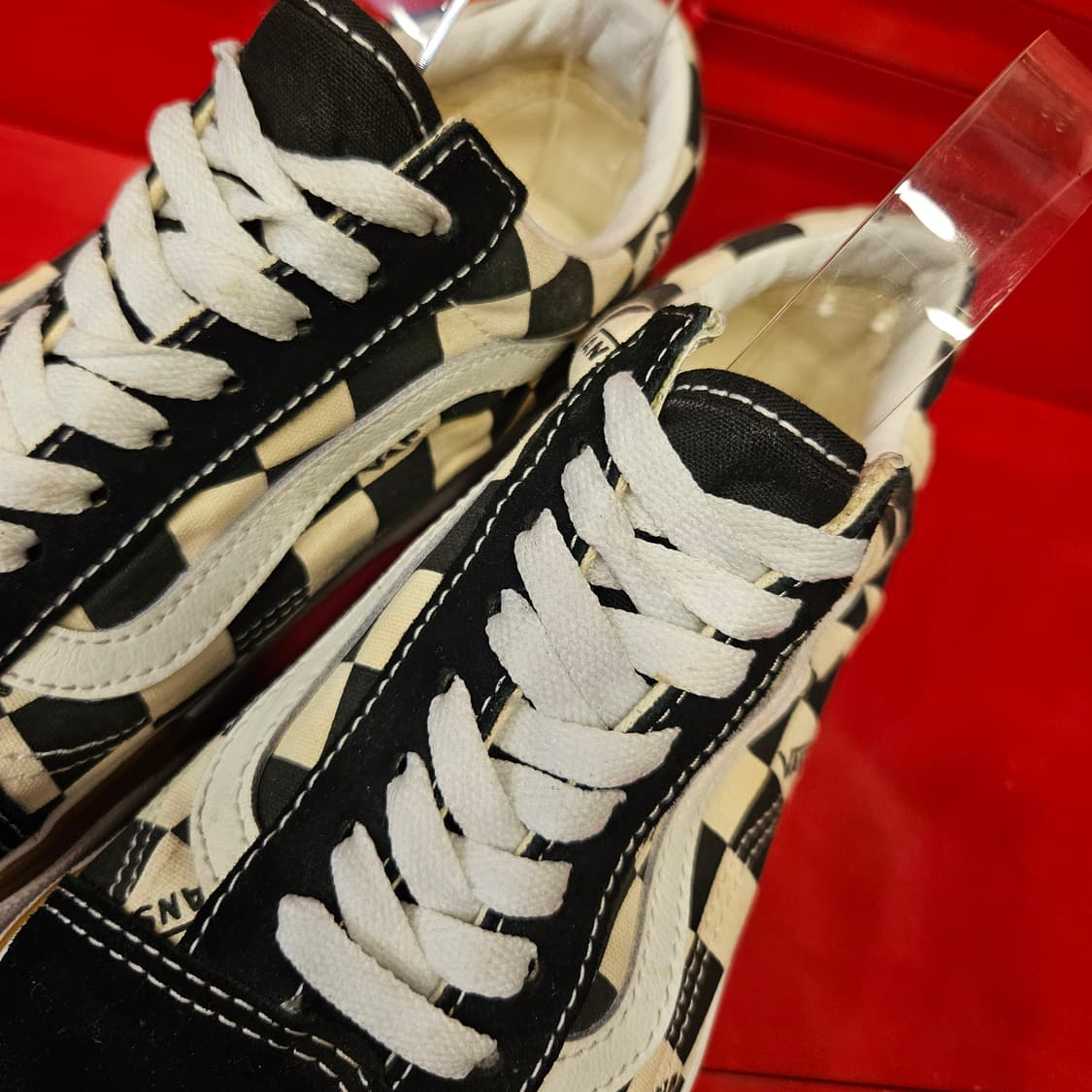 (거의새거)반스(Vans) 스택드 체커보드 스니커즈 260size 상품이미지4