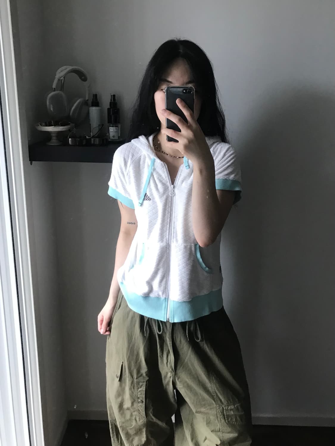 아디다스 00년대 올드스쿨 삼선 로고 반팔 집업 대장급 상품이미지4
