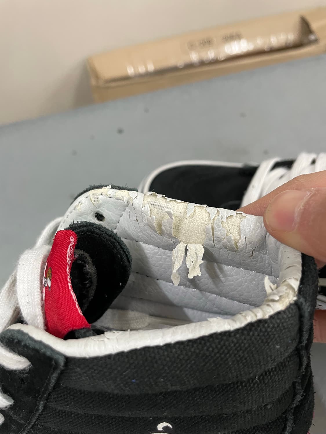 반스 스누피 콜라보 블랙 235 상품이미지7