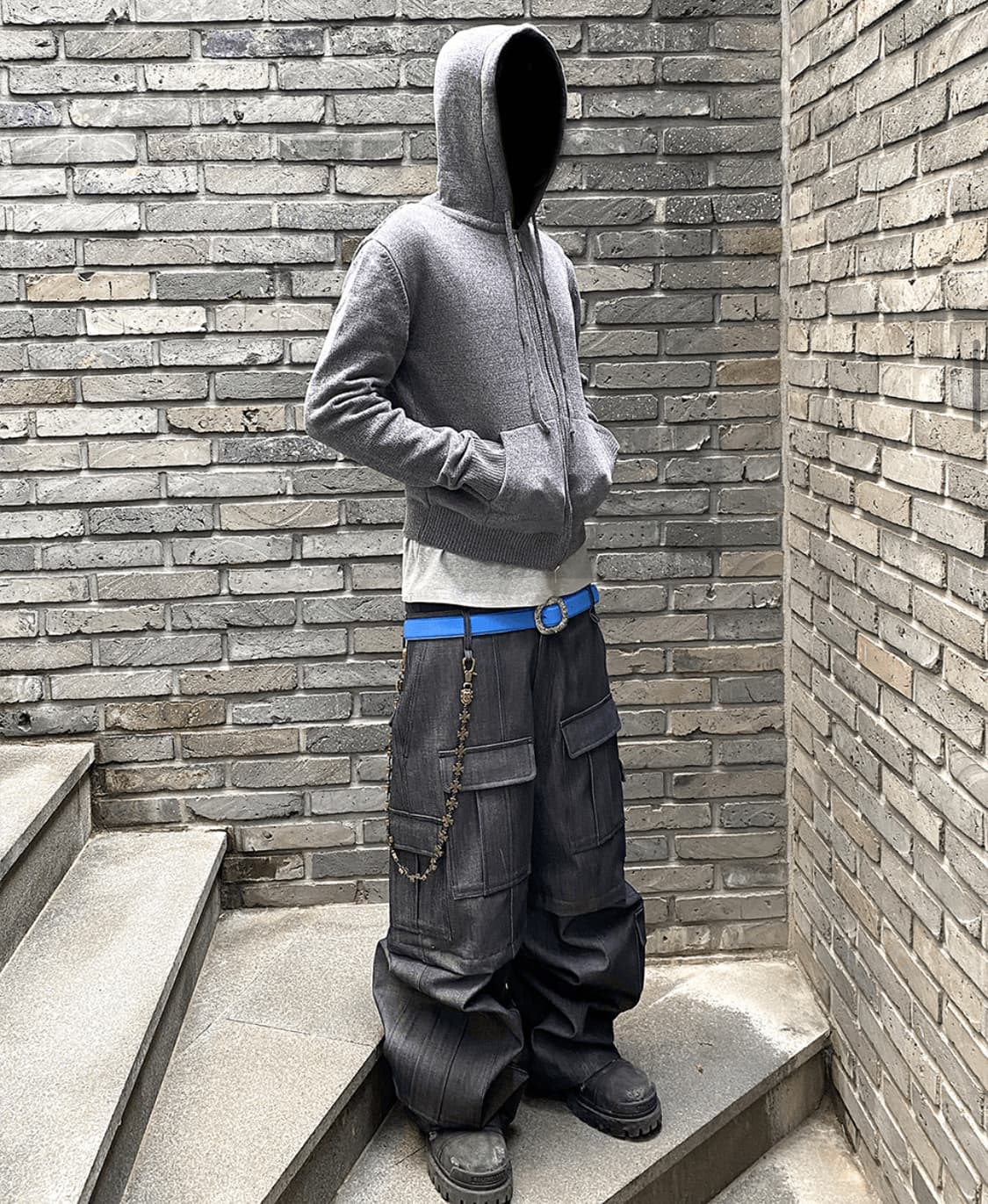 언더마이카 25ss 플로럴 핀장식 어쌔신 벨벳 얀 니트 후드짚업 상품이미지4