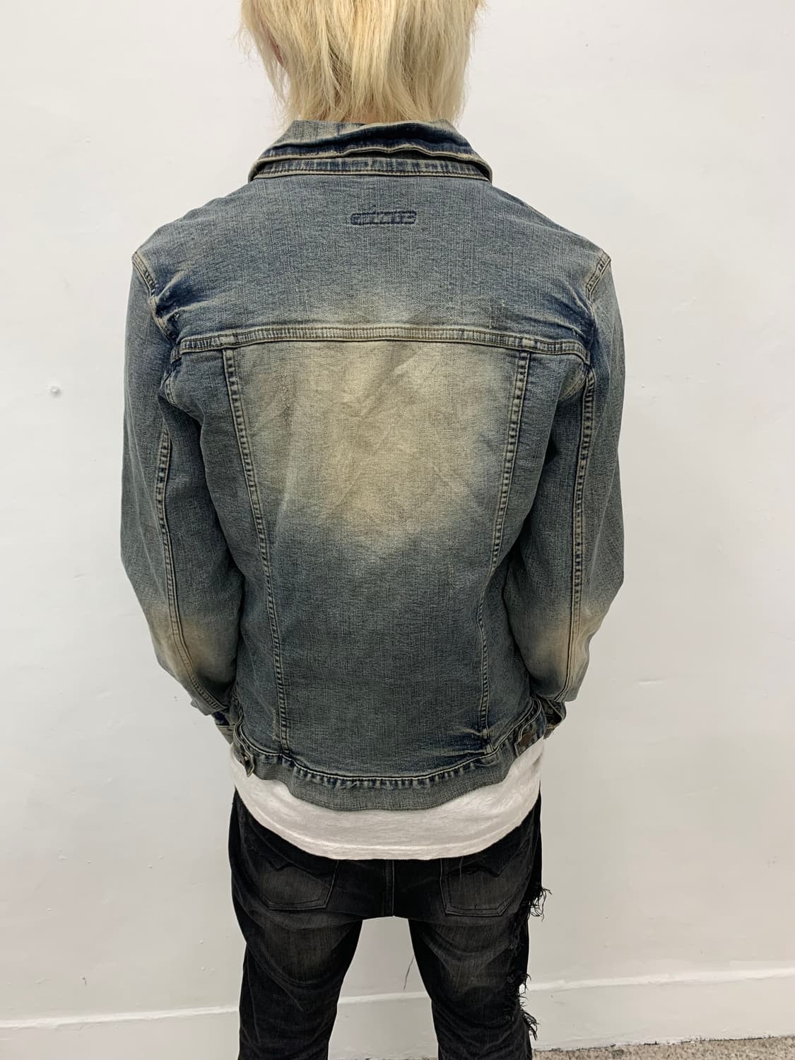 Sand washed denim jacket  상품이미지3