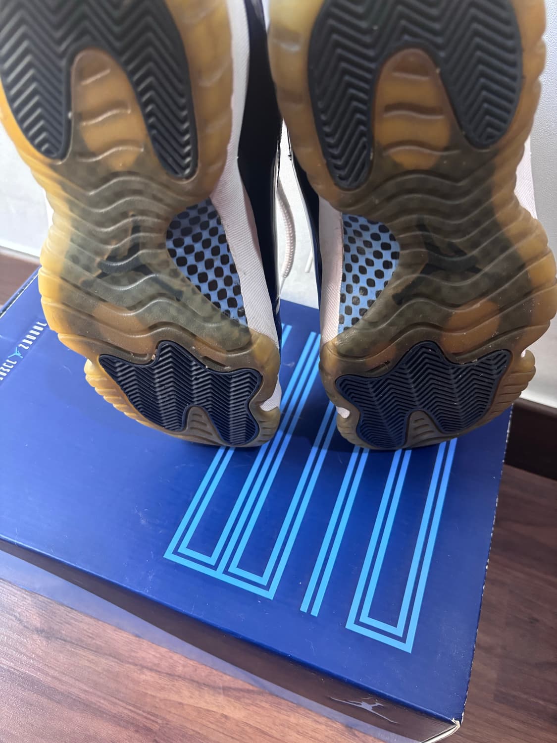 Jordan 11 Retro Win Like 82 UNC 상품이미지2