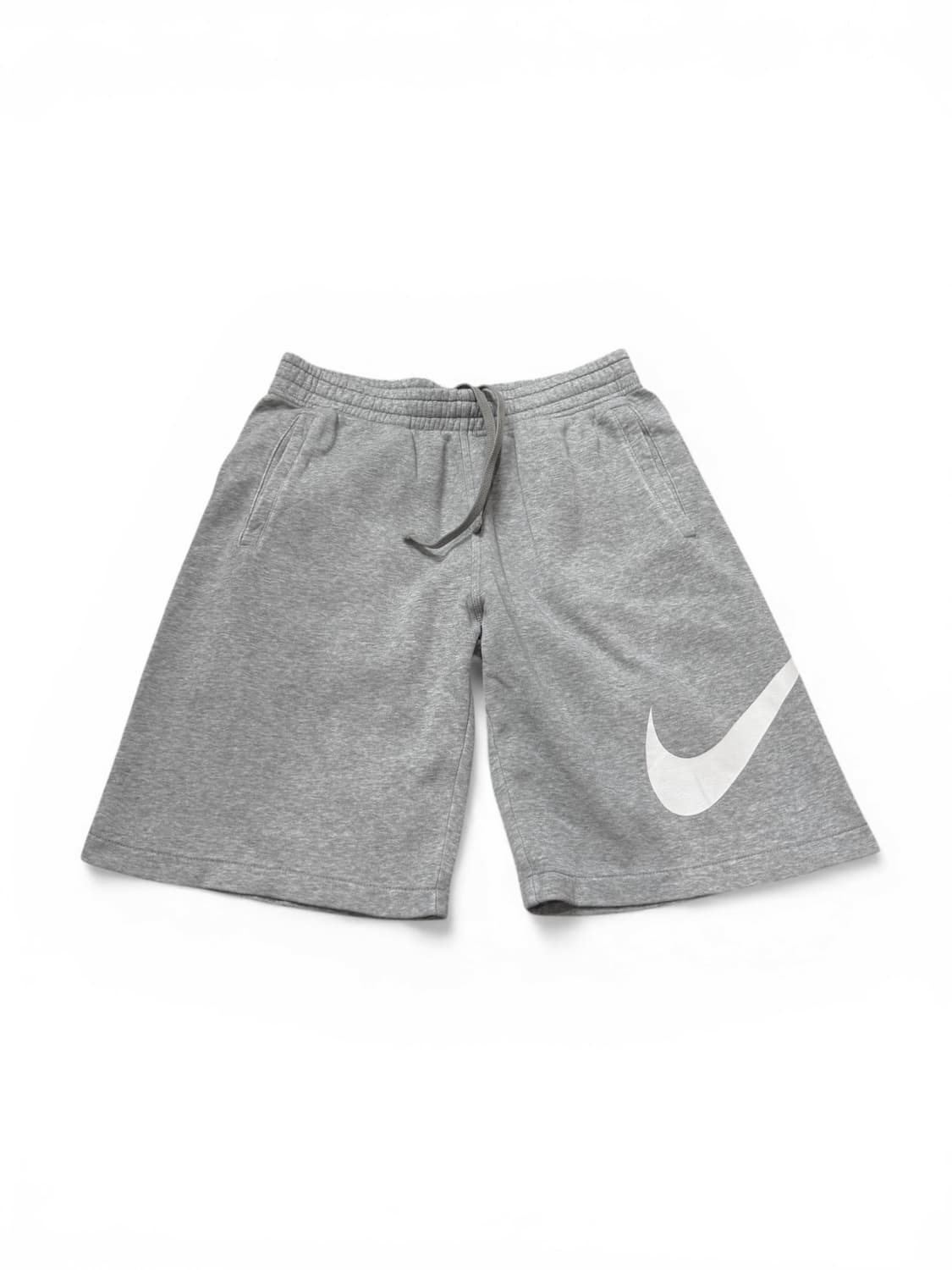 Nike NSW 클럽 그래픽 빅스우시 쇼츠  상품이미지1