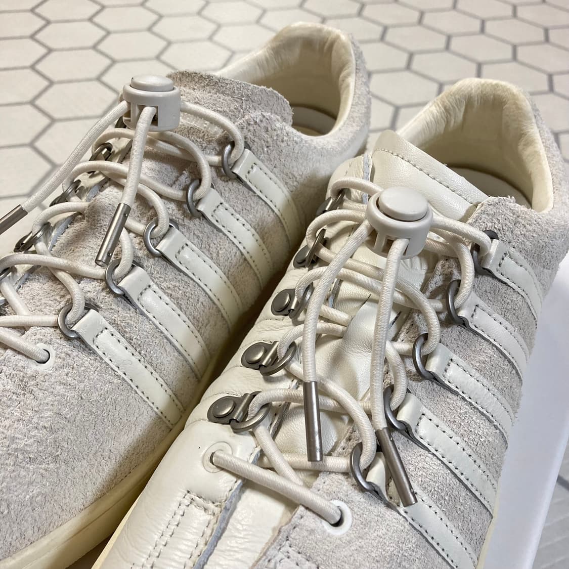 (270) 엔지니어드가먼츠 23SS x 케이스위스  클래식GT 화이트 상품이미지7