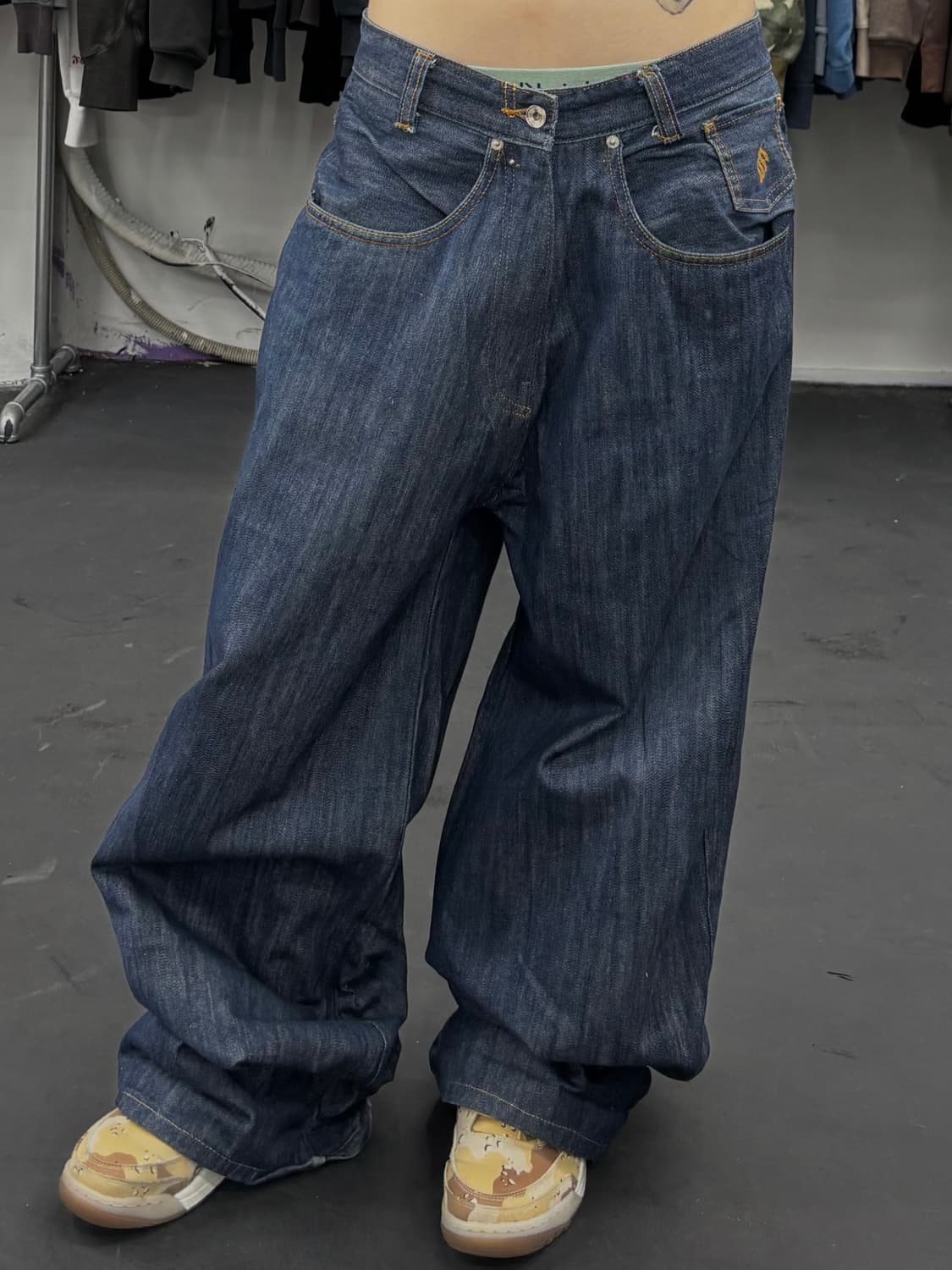 로카웨어 백로고 데님팬츠 상품이미지3