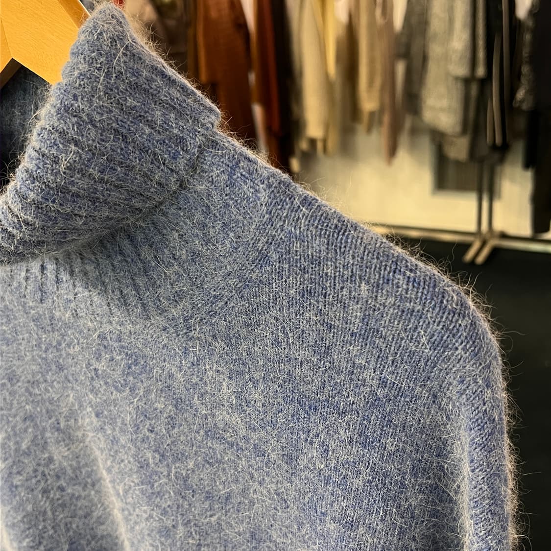 [M] 앤더슨벨 앙고라 터틀넥 니트 상품이미지3