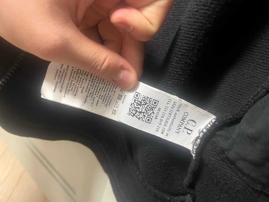 Cp컴퍼니 후드집업 상품이미지3