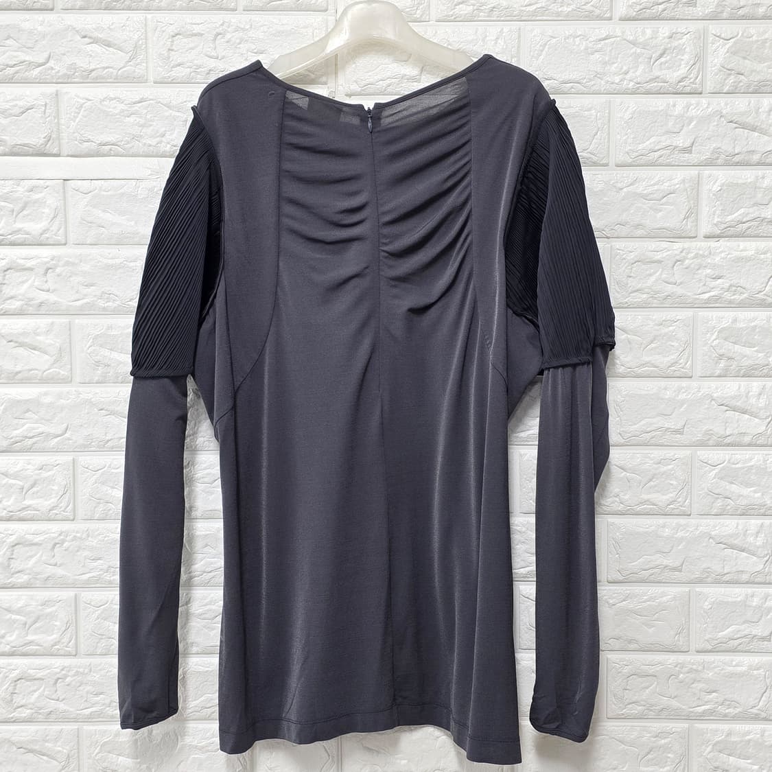 택포) 구호 KUHO 블랙 플리츠 블라우스 M 사이즈 상품이미지4