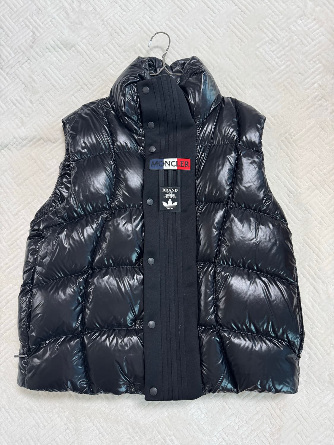 몽클레어 아디다스 콜라보 조끼패딩 상품이미지1