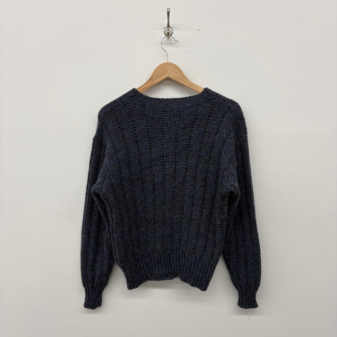 핸드메이드 네이비 울 니트 스웨터 여/M 상품이미지4
