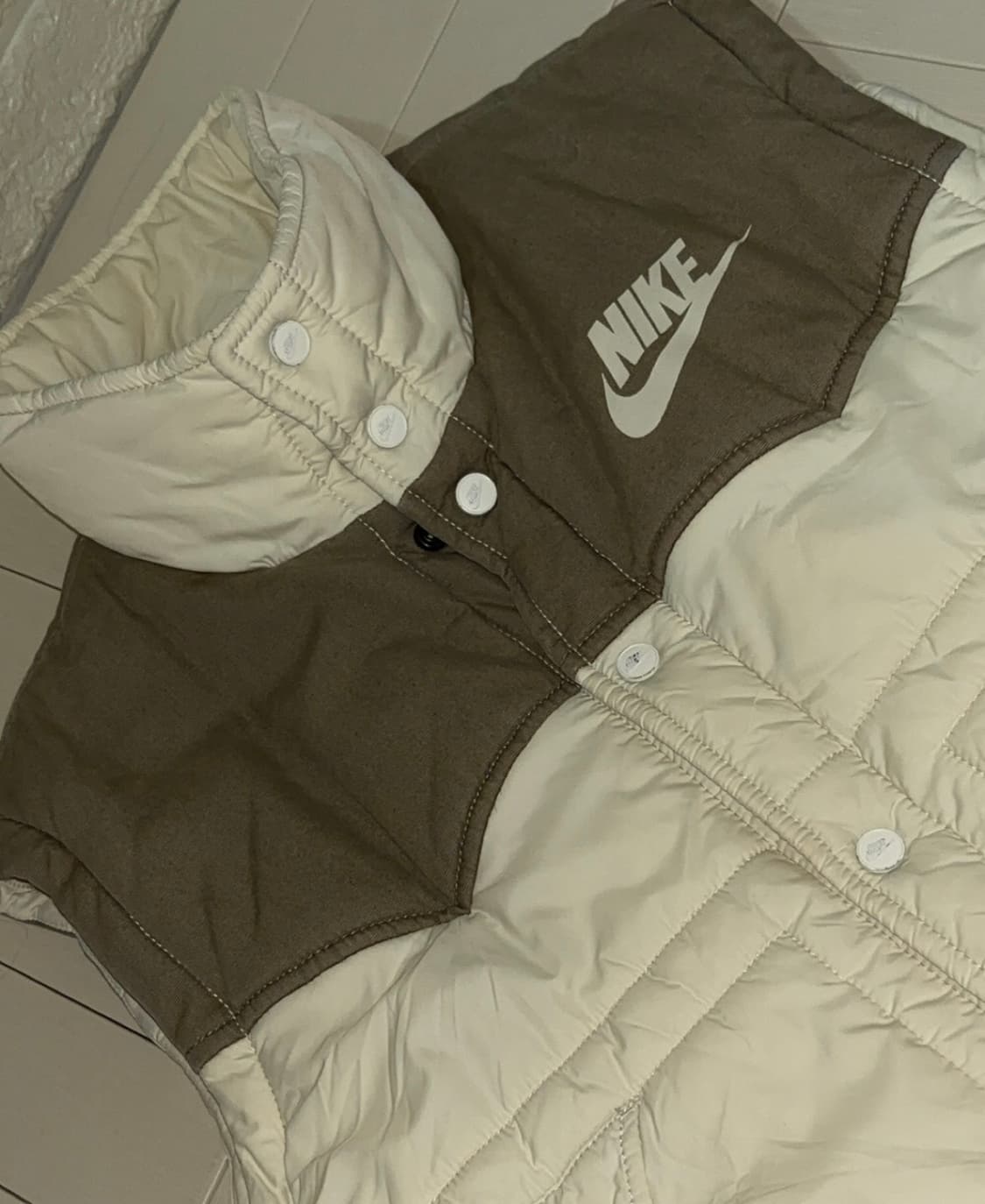 나이키 투톤 패딩 자켓 아이보리/브라운 상품이미지4