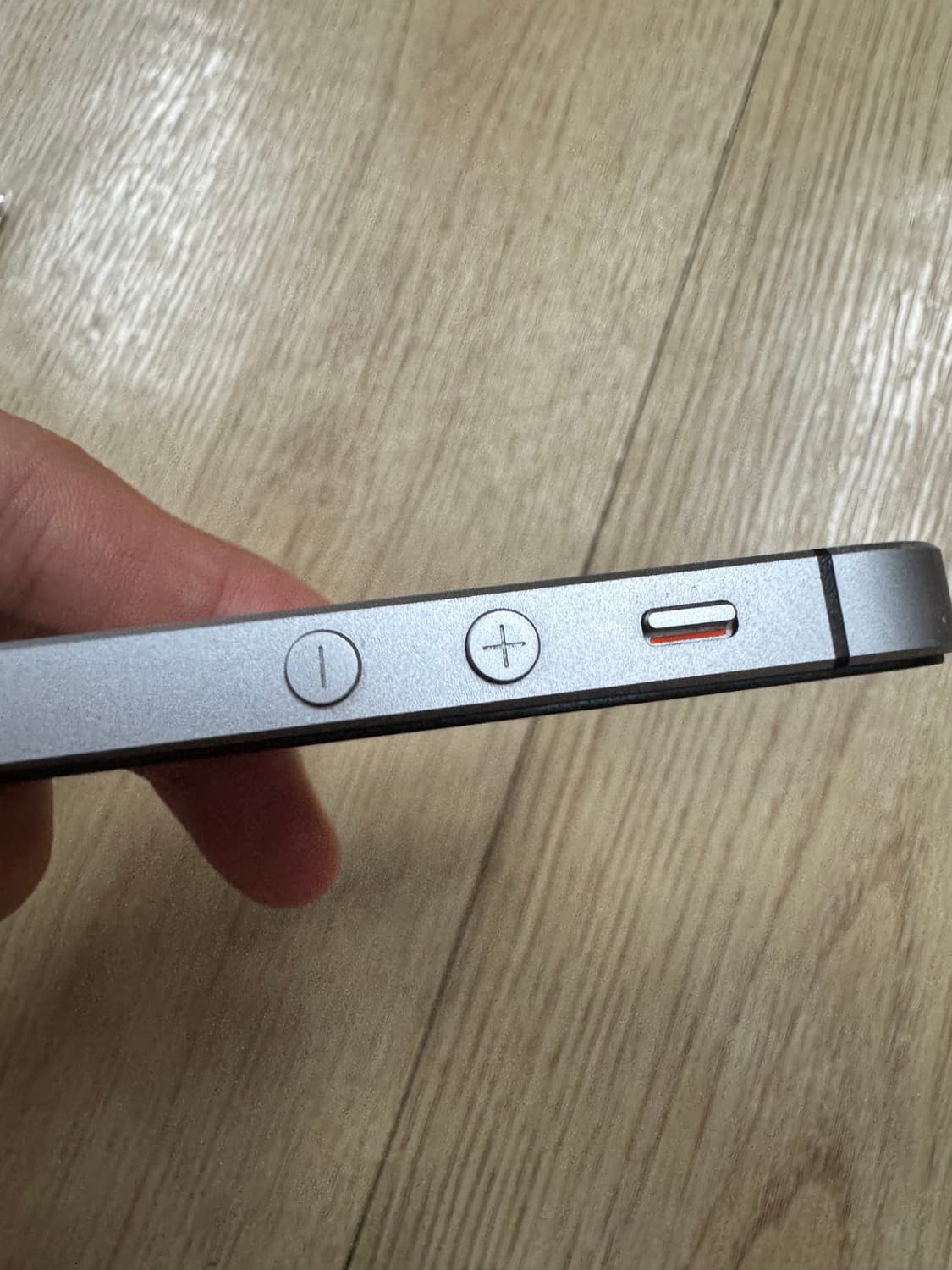 아이폰 se1 64기가 상품이미지3