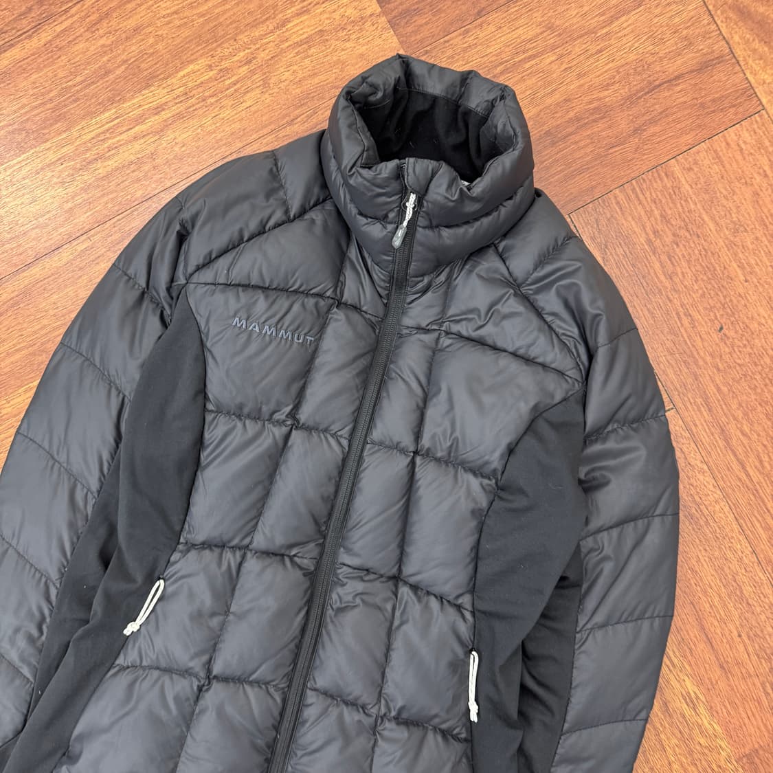 여성용 S MAMMUT 마무트 퍼텍스 블랙 경량 패딩 자켓  상품이미지4