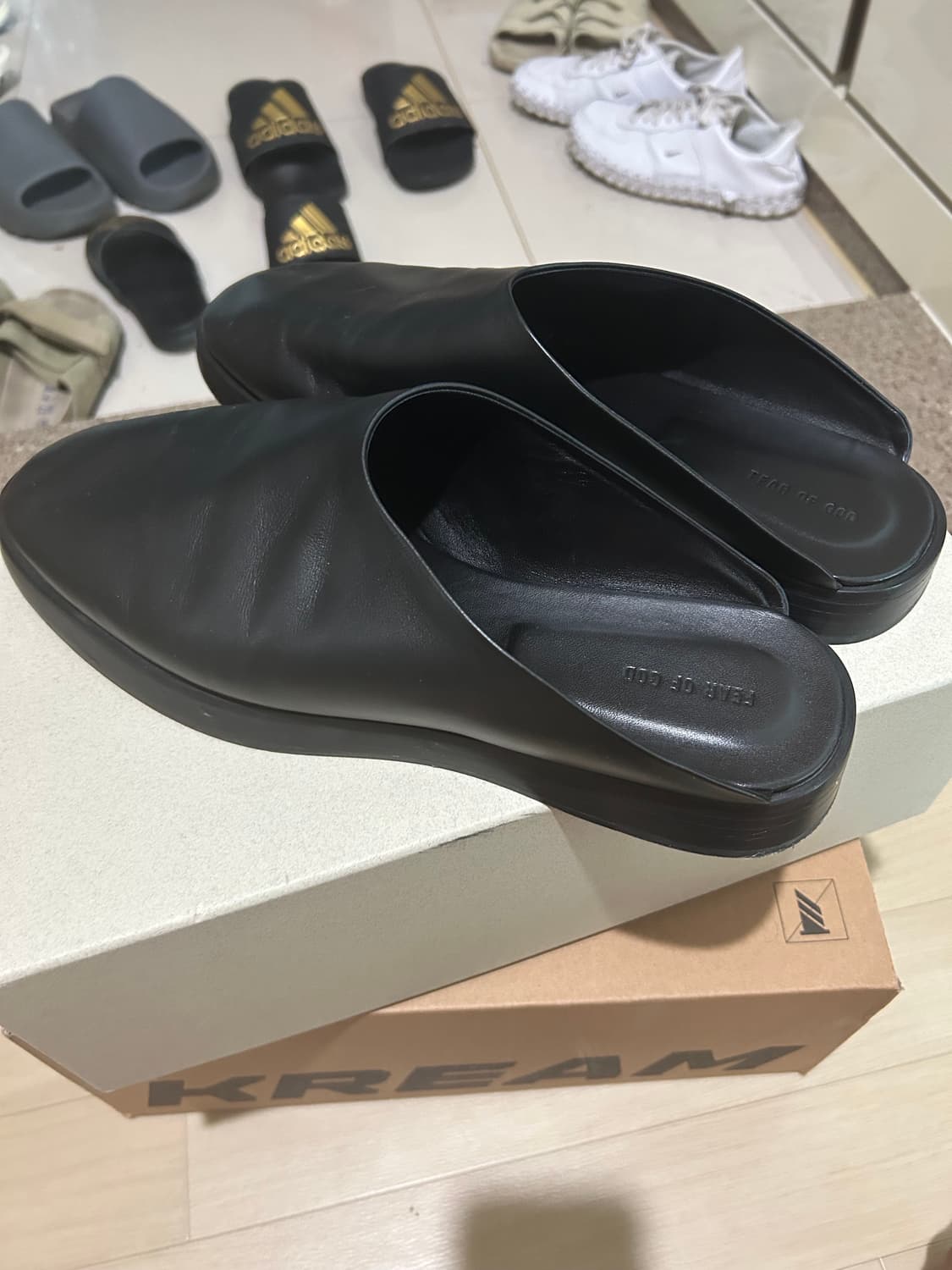 피어오브갓 블랙 카프스킨 로퍼 슬리퍼 상품이미지5