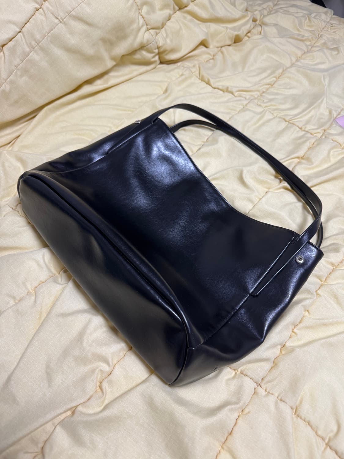 파인드카푸어 모노 버킷백 32 블랙 상품이미지1