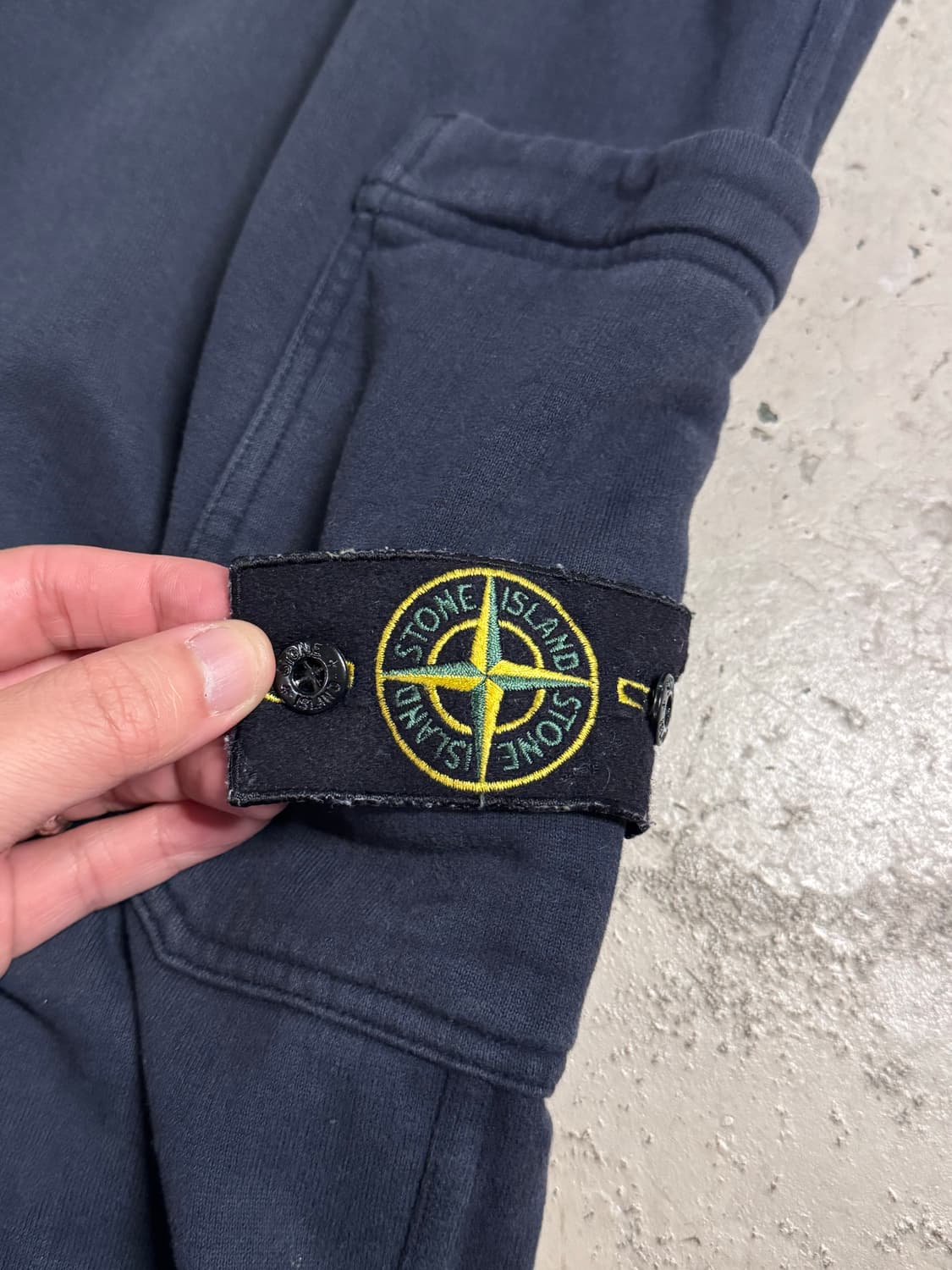 스톤아일랜드 와펜 네이비 조거팬츠  상품이미지3