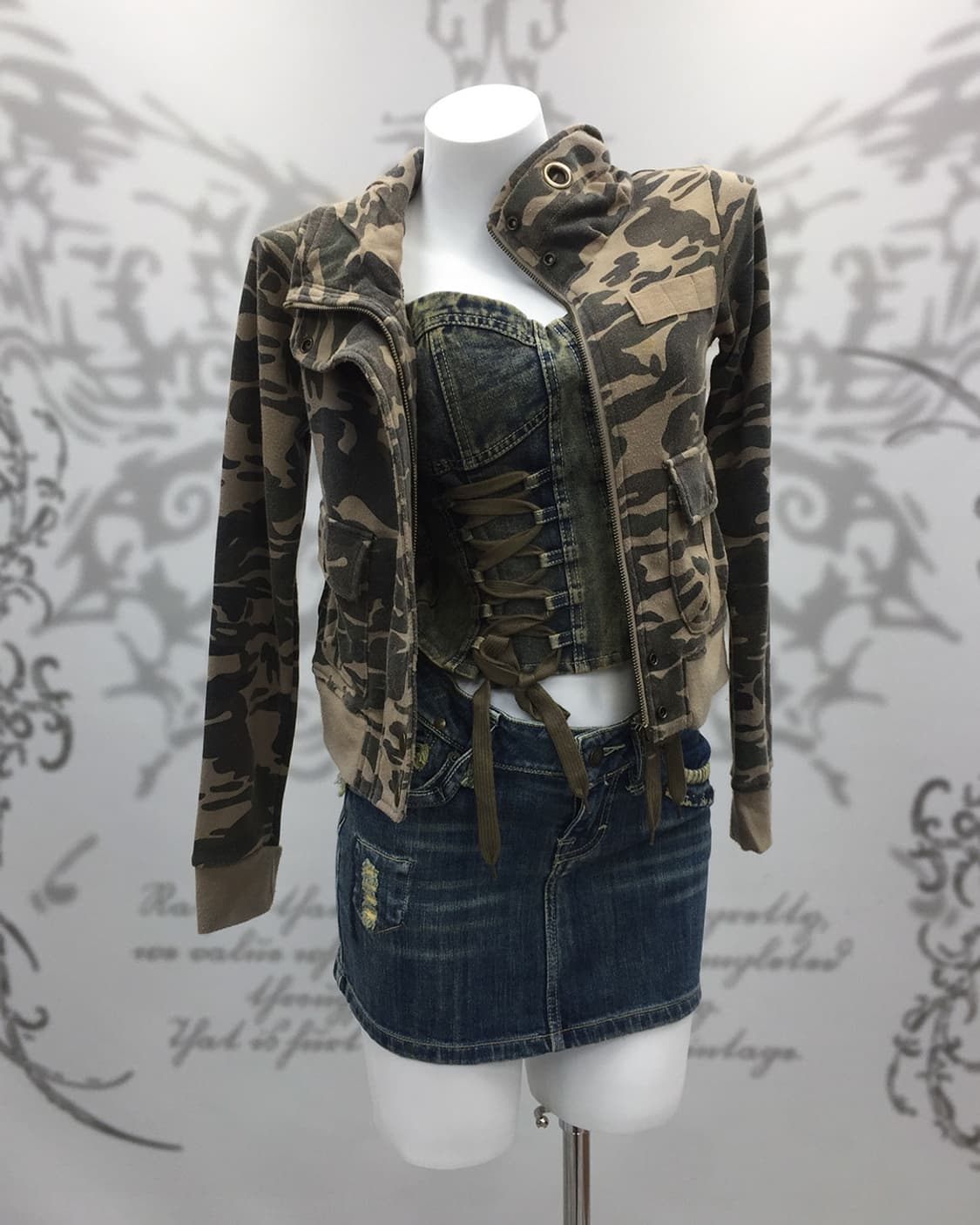 Y2K camo grunge zip-up hoodie 상품이미지3