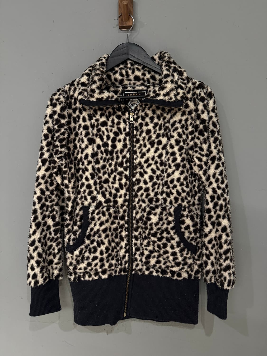 Dig deep leopard pattern fleece zip-up 상품이미지5