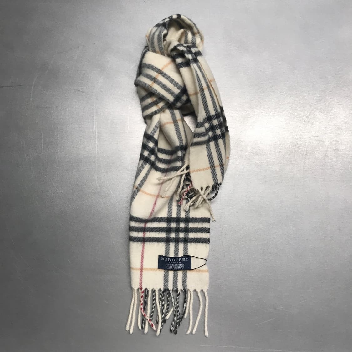 버버리 정품 캐시미어 머플러 아이보리 상품이미지1