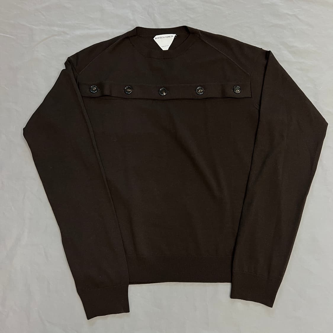 보테가 베네타 오픈 버튼 니트 브라운 상품이미지1