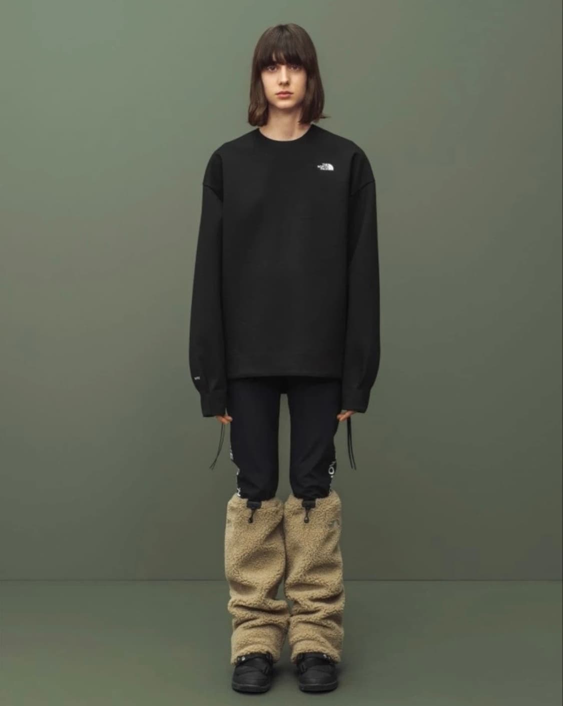 노스페이스 HYKE 맨투맨 블랙 (L사이즈) 상품이미지1