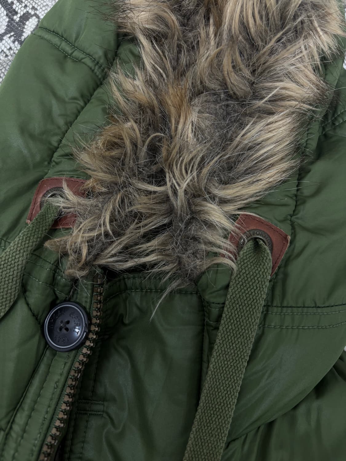 “Who.A.U ”Y2K Mood Khaki Fur Padding 상품이미지6