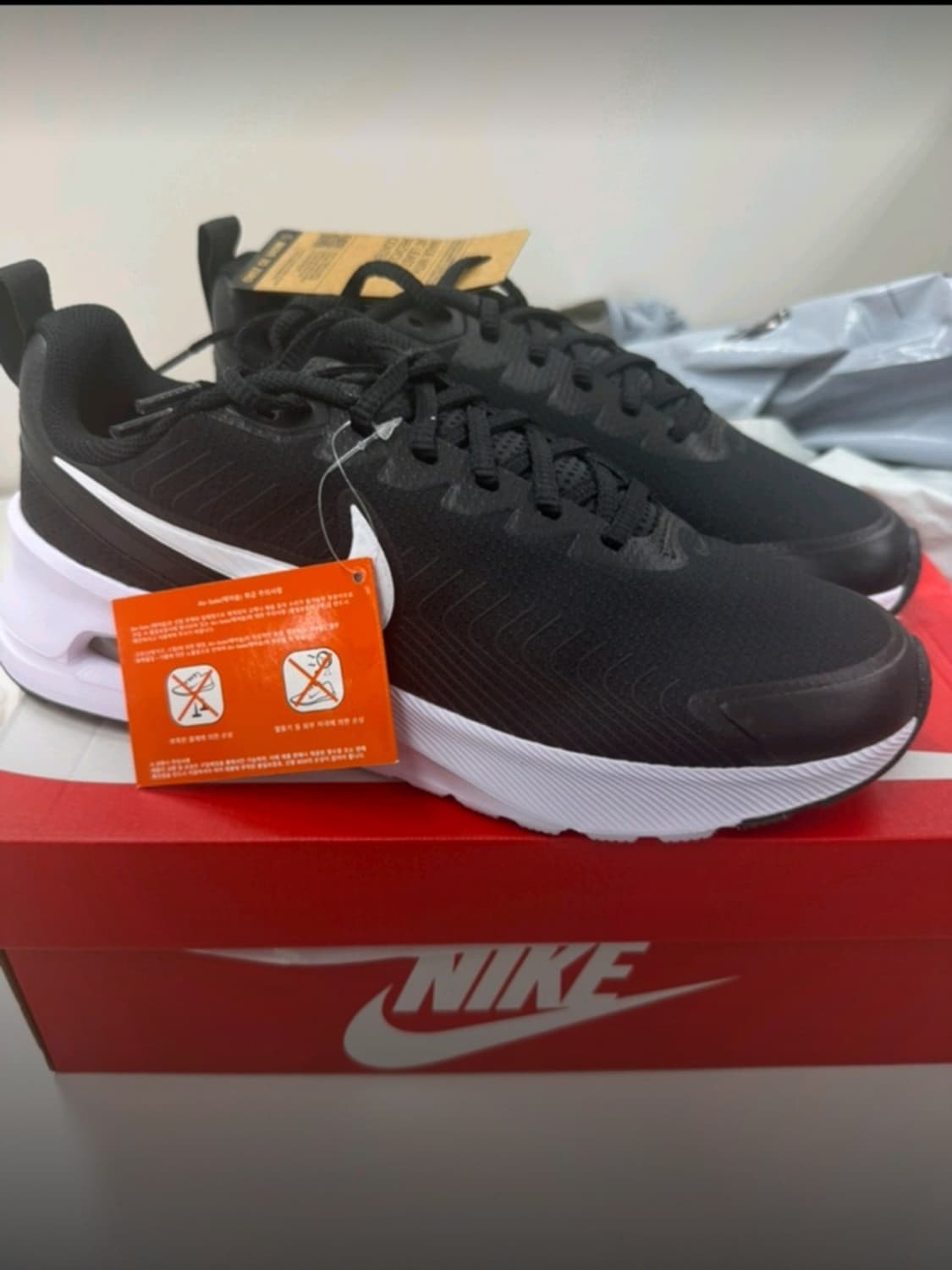 나이키 남성용 

에어맥스 운동화 싸이즈 280
 상품이미지3