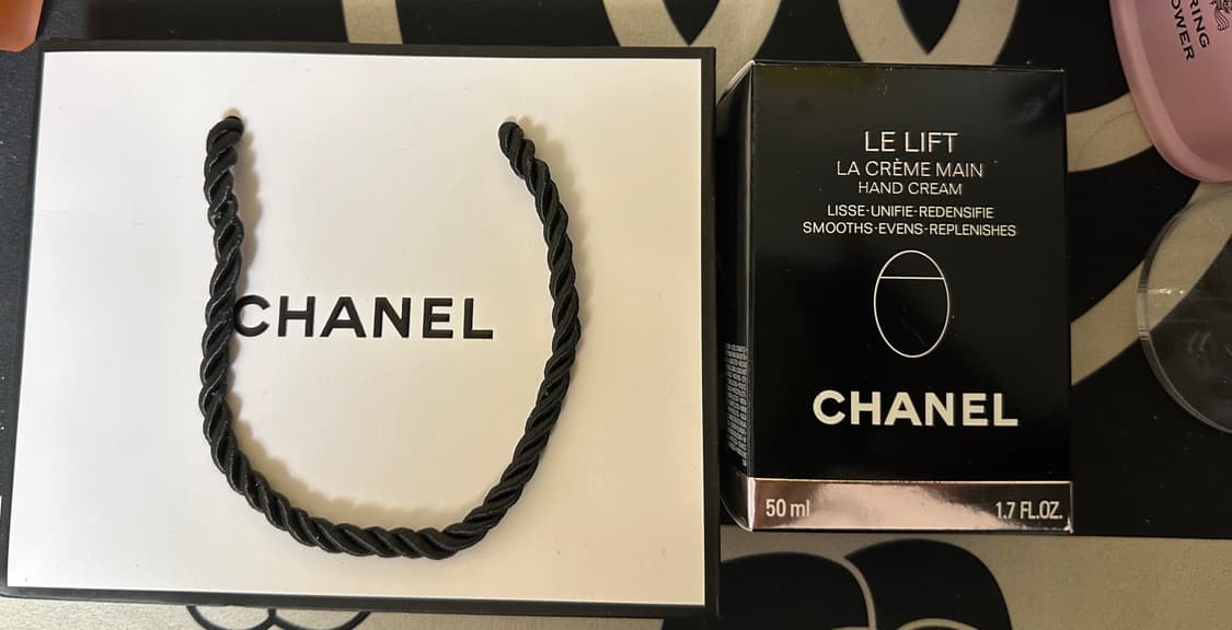 샤넬 르 리프트 핸드크림 50ml + 쇼핑백 상품이미지1