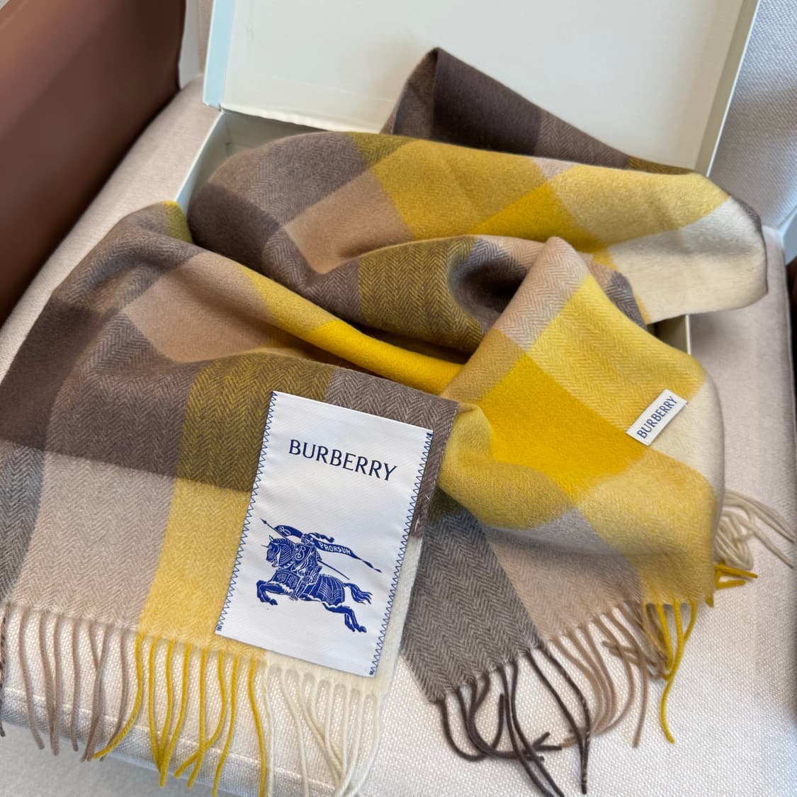 버버리 리버서블 스카프 100% 램스울
 상품이미지4