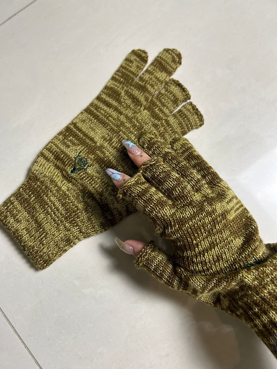 SOUTH2 WEST8 GLOVE 니트 장갑 상품이미지2