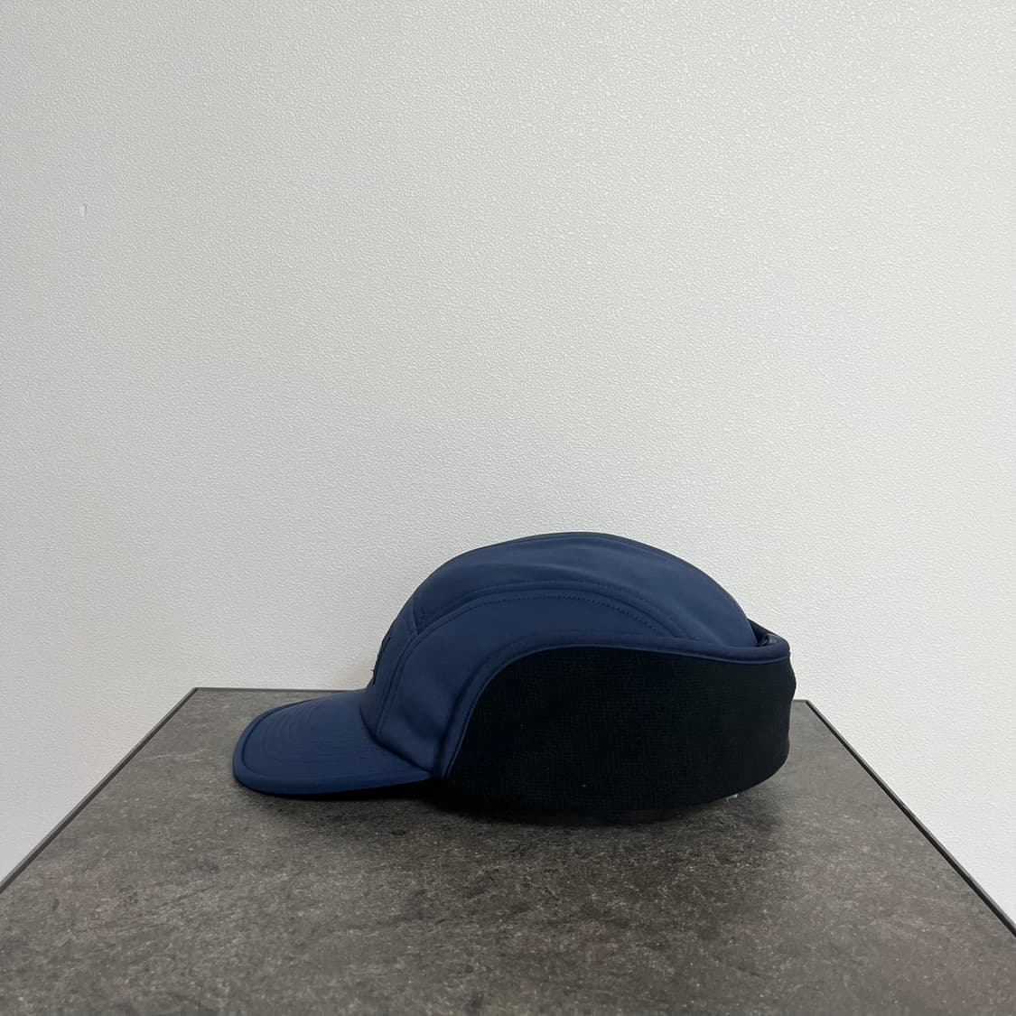 슈프림 윈드스토퍼 이어플랩 네이비 박스로고 캠프캡 모자 상품이미지2