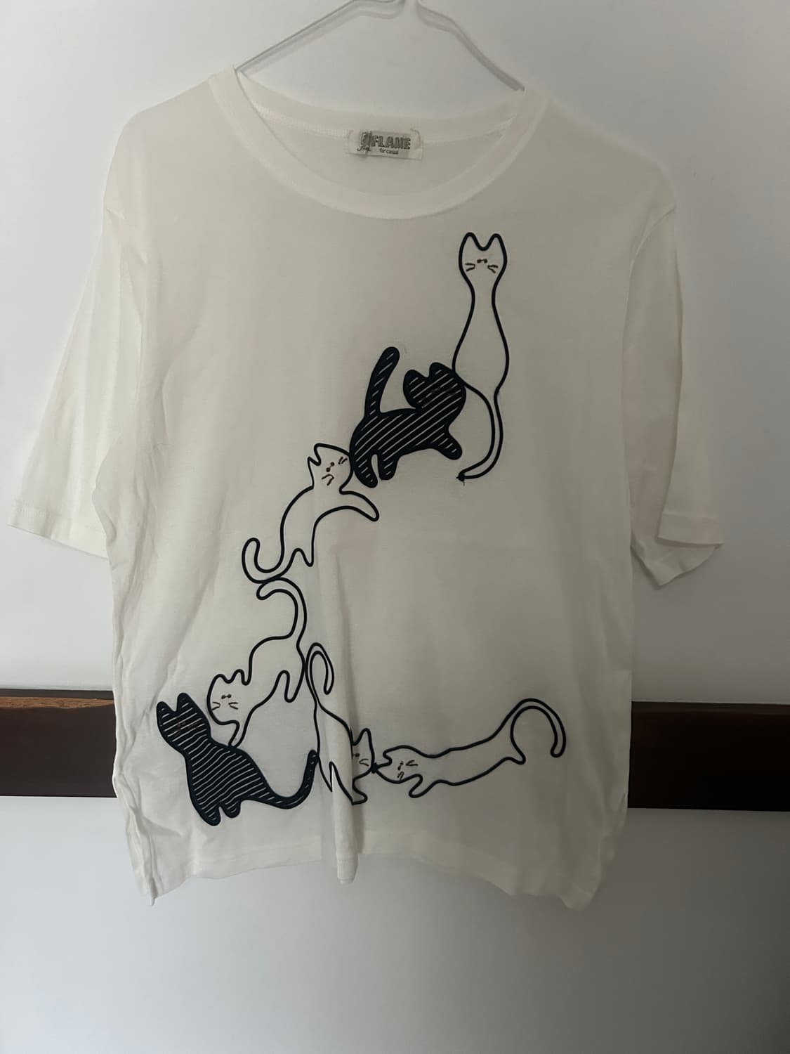 고양이 티셔츠 상품이미지1