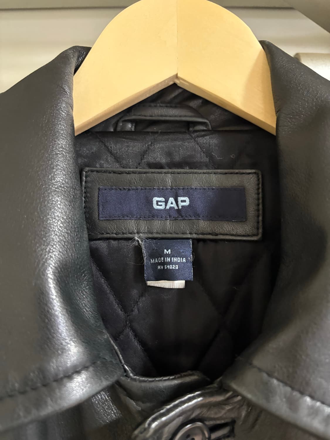 올드갭 카코트 레더 블랙 상품이미지3