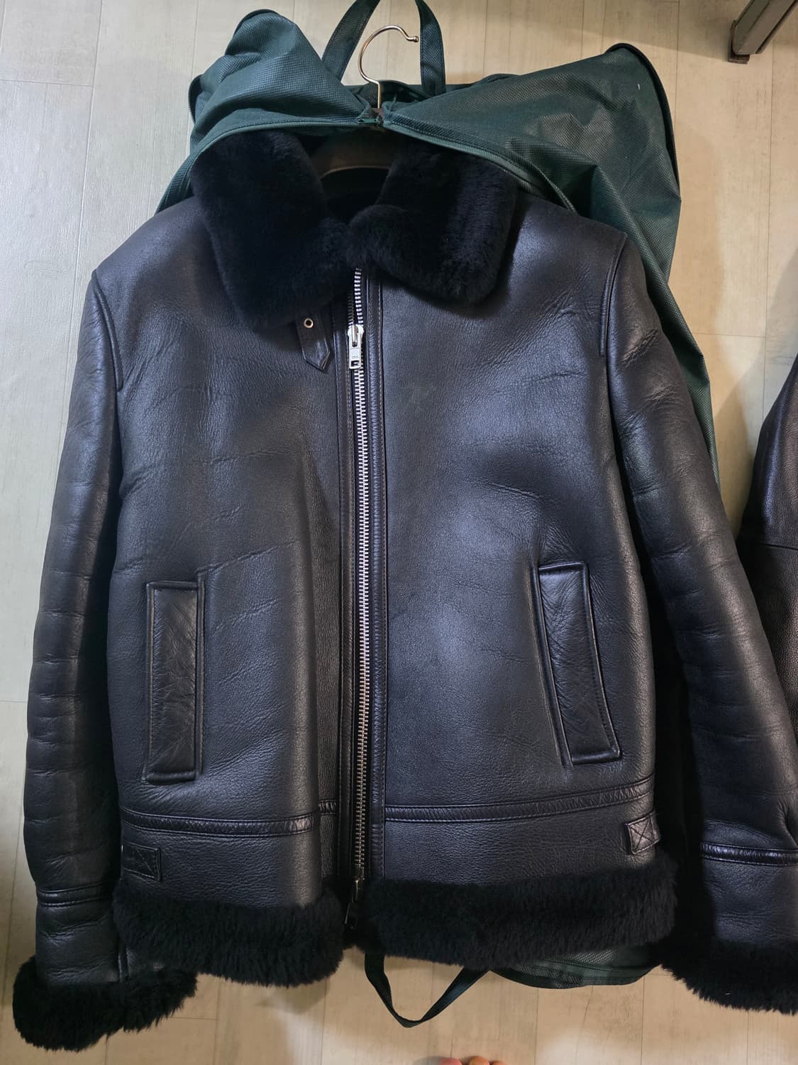 론트 램스킨 리얼 무스탕 L 상품이미지1