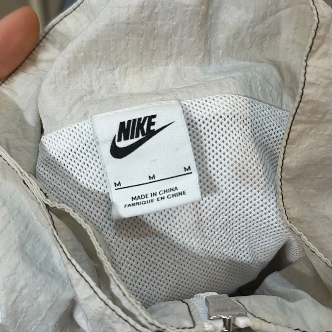 M 나이키 더블 빅스우시 우븐 바람막이 상품이미지4