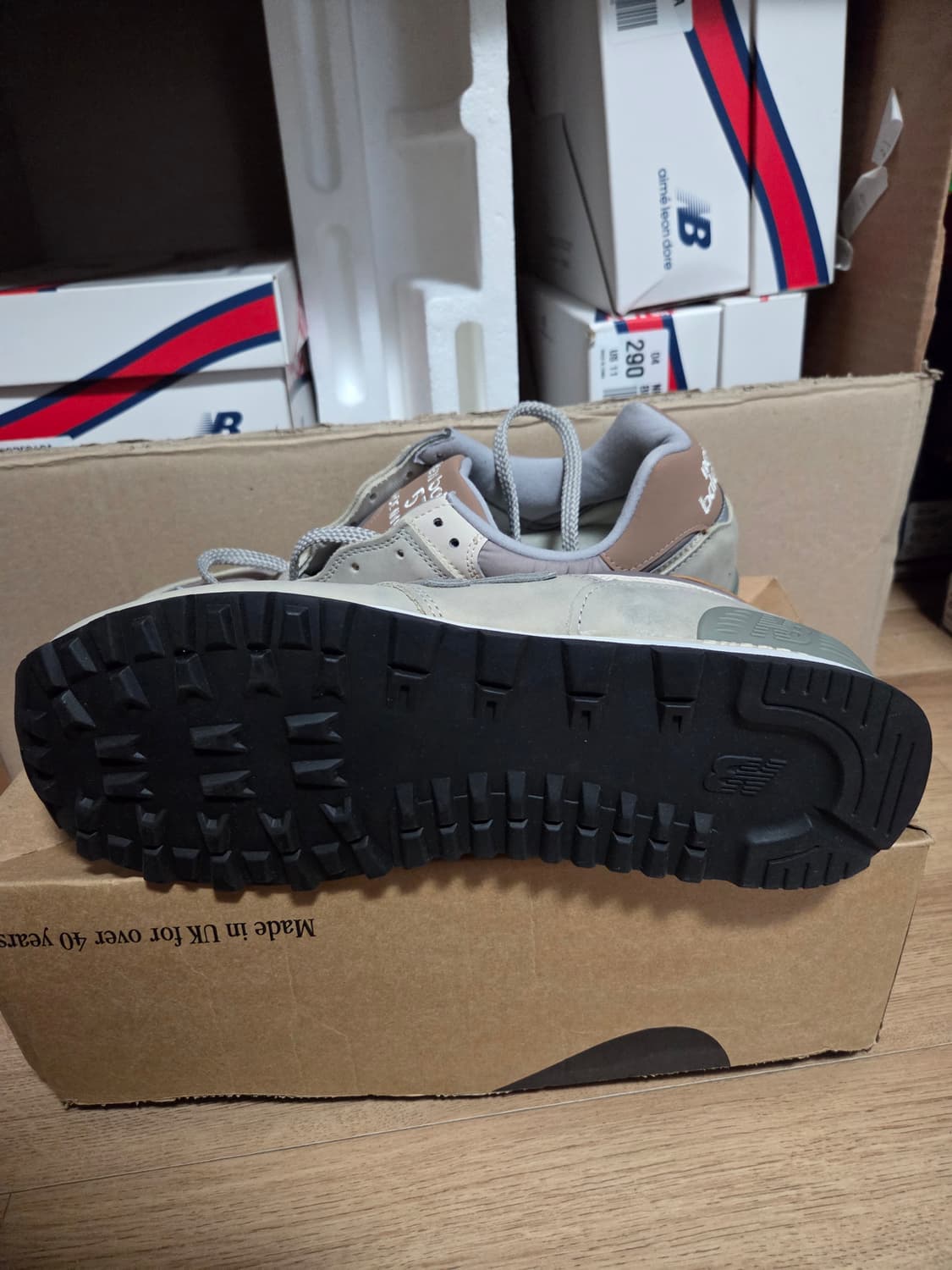 뉴발란스 UK 576 OU576GT 275사이즈 새상품 상품이미지2