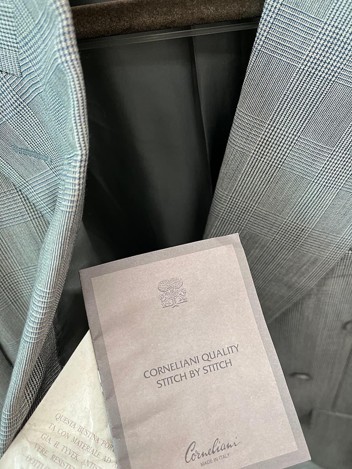 110,35-36) 꼬르넬리아니 클래식 더블슈트  상품이미지6