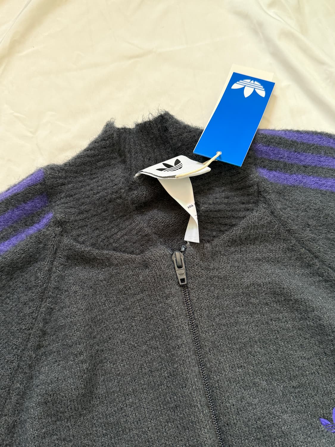 플리마켓🔥 아디다스 니트 슈퍼스타 트랙탑 다크그레이 상품이미지3