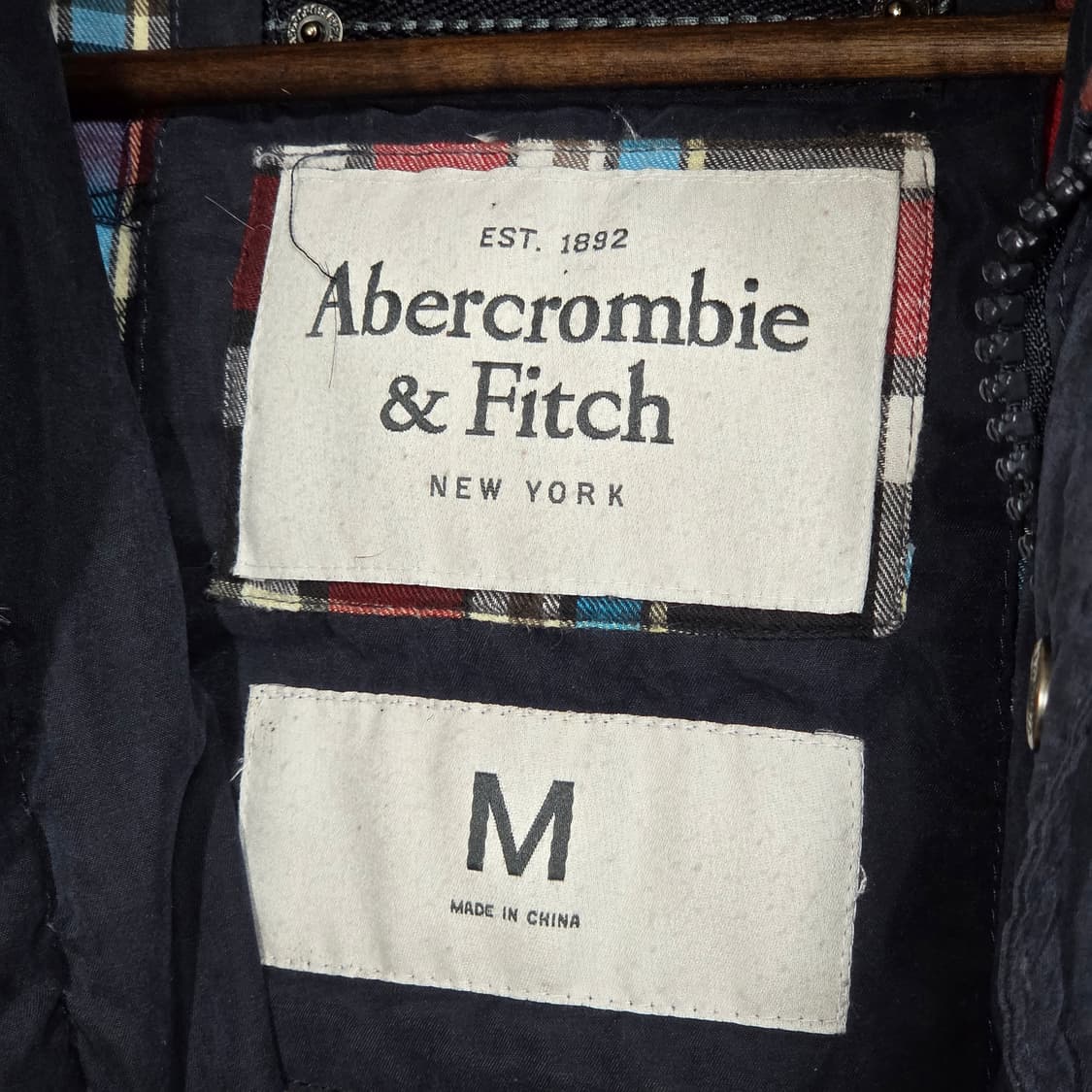 아베크롬비 스웨이드 네이비 덕다운 패딩 점퍼 상품이미지9