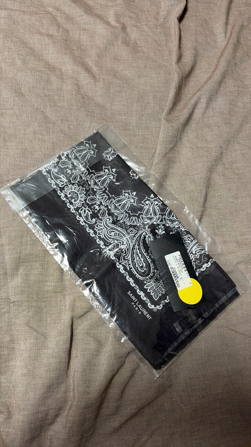 생로랑 반다나 스카프 새상품 상품이미지3