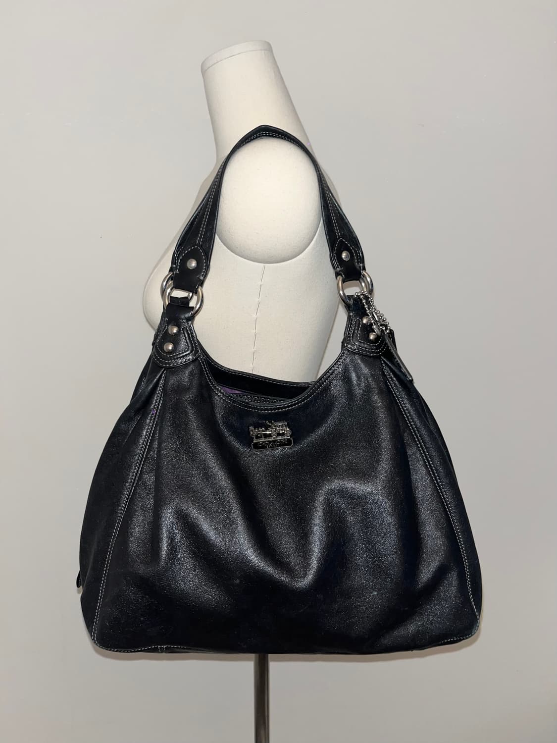 Coach basic allblack shoulder bag 상품이미지1
