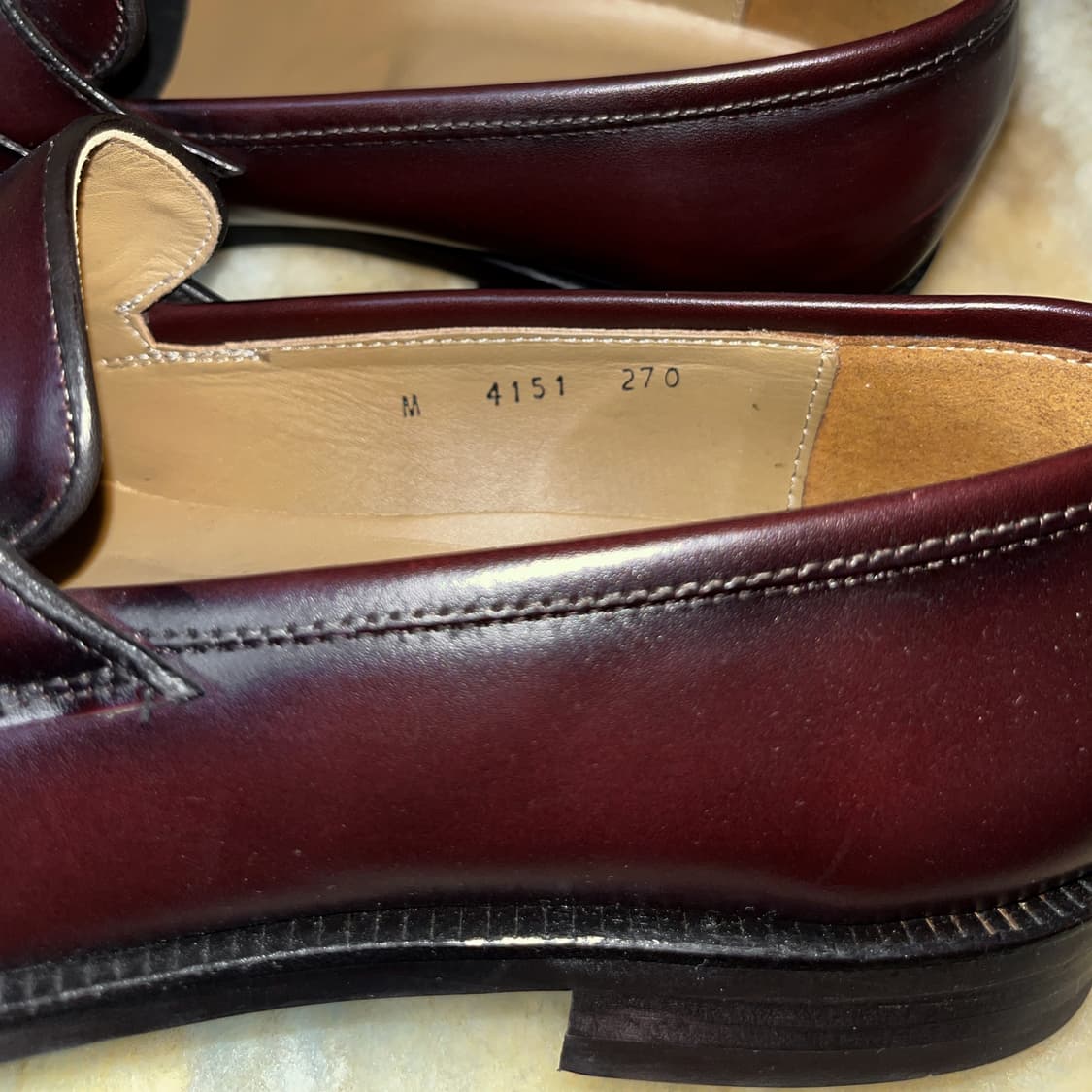 미사용 전시품 국내 테일러샵 수제화 버건디 태슬 로퍼  상품이미지3