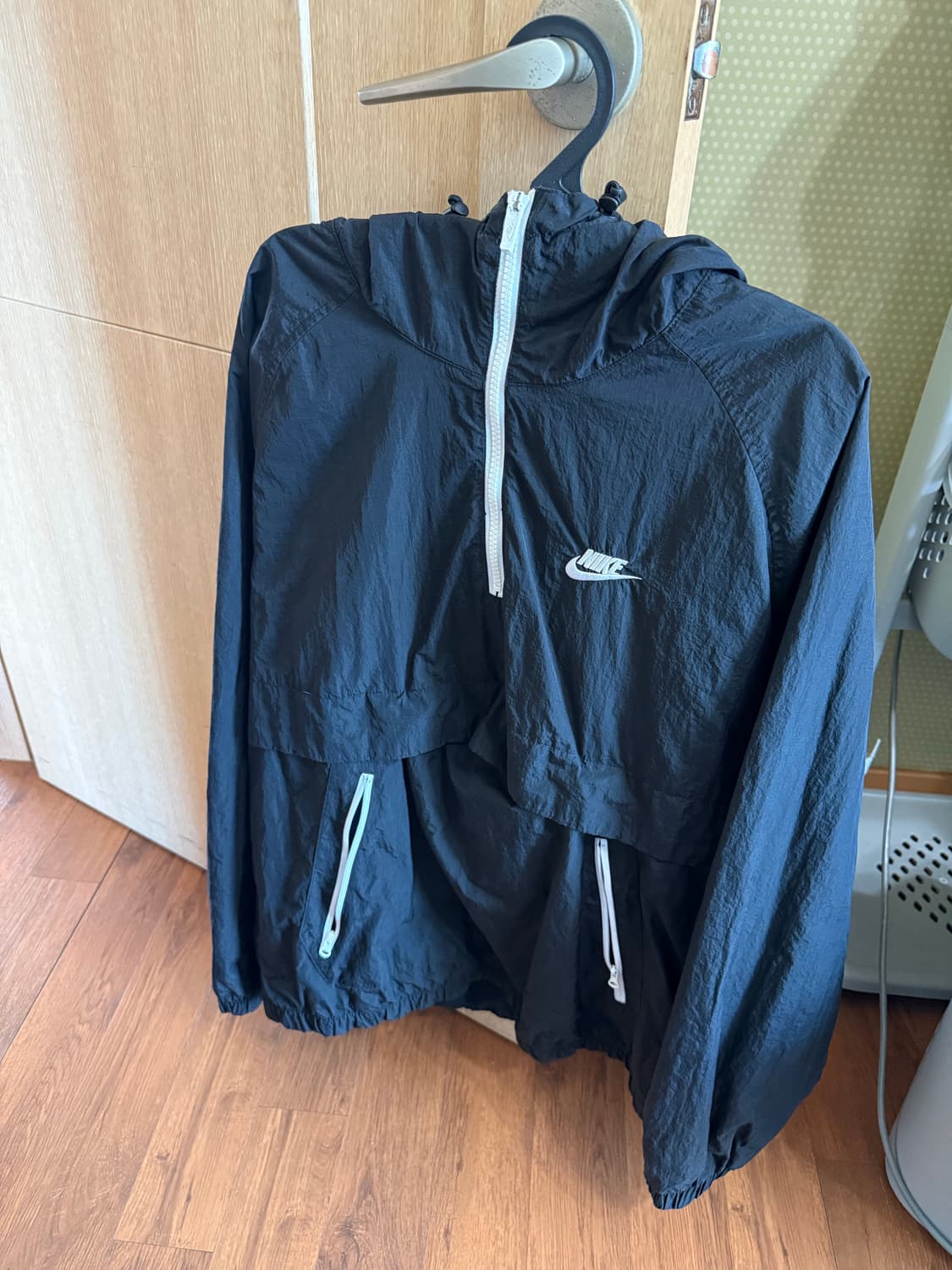 나이키 바람막이 아노락 상품이미지1