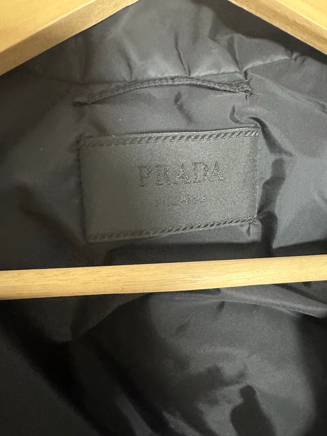 프라다 바람막이 자켓 상품이미지4