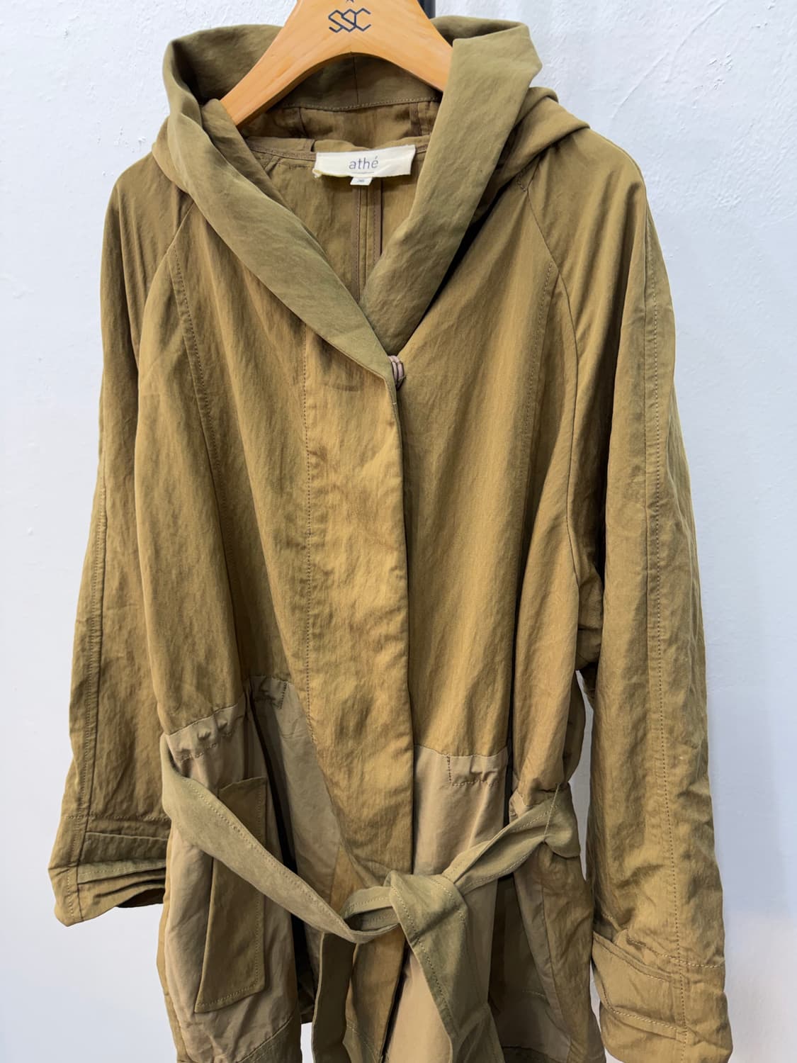 정품) 아떼 바네사브루노 오버핏 카키 야상 자켓 36  상품이미지3