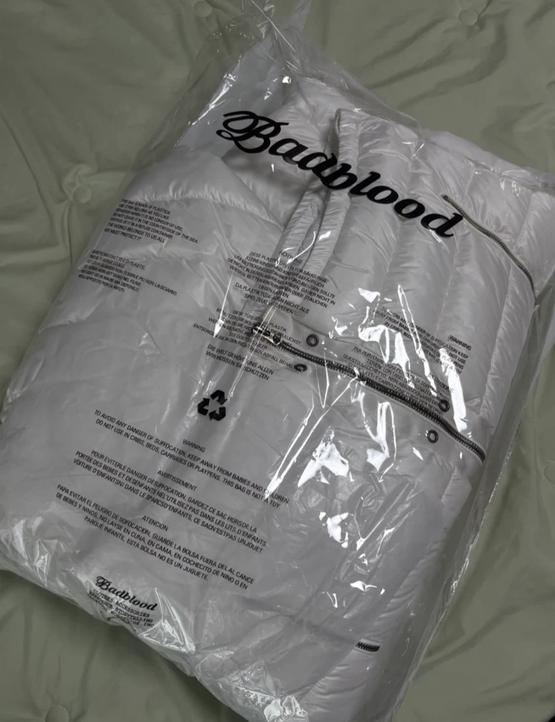 새상품/ 배드블러드 라이트웨이트 후드푸퍼 L 상품이미지2