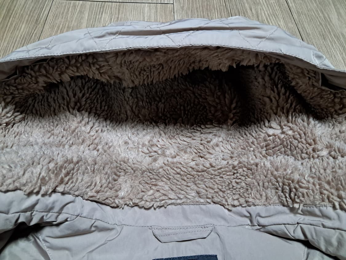 유니클로 여성 패딩 L 상품이미지9