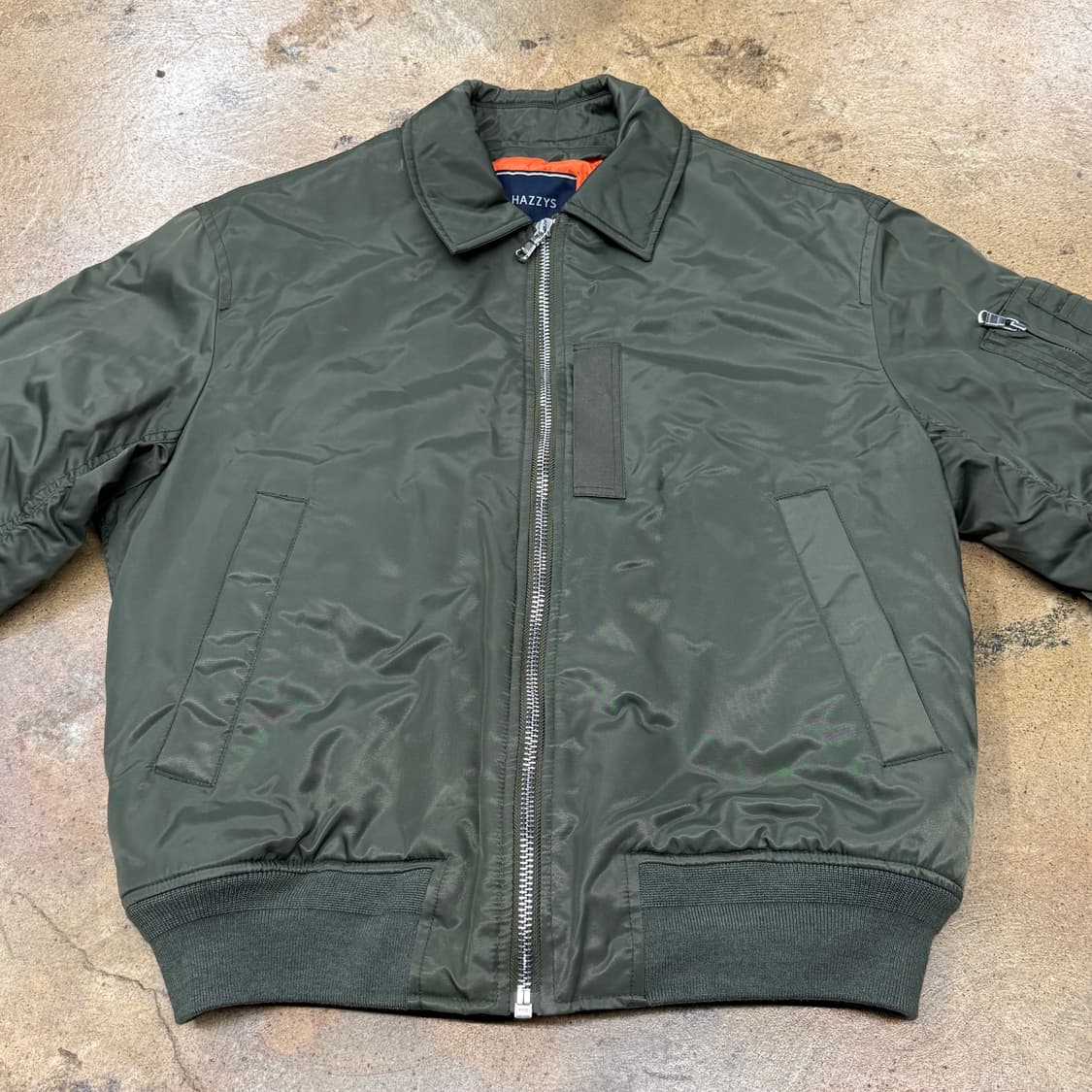 [정품/100] HAZZYS 헤지스 카키색 봄버 자켓 b18 상품이미지3